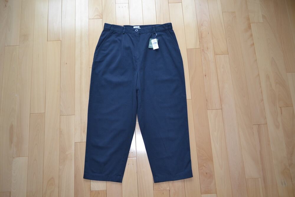 NWT LL Bean Capri Pants Original Fit Navy Blue Size 14